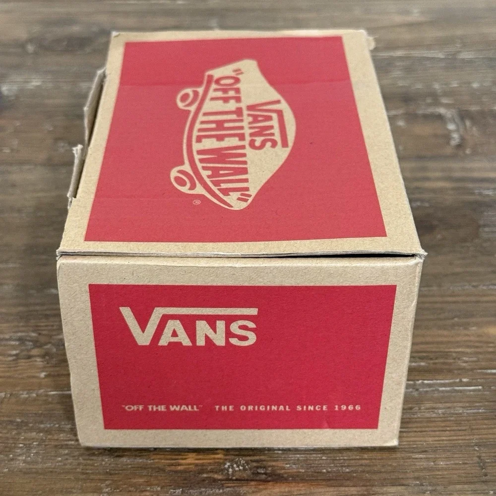 Vans SLIP ON Shark Glow in Dark Toddler Shoes Size 4 Blue White w/Box EUC
